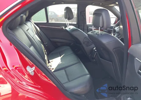 2009 Mercedes-Benz C 300 Sport из США, поврежденный, VIN WDDGF54X29R069627